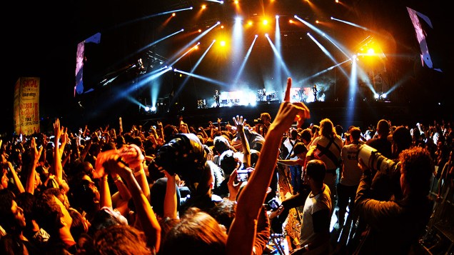 Público assiste ao show da banda Muse no Festival Lollapalooza 2014 no Autódromo de Interlagos, em São Paulo