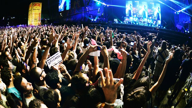 Público assiste ao show da banda Muse no Festival Lollapalooza 2014, no Autódromo de Interlagos, em São Paulo