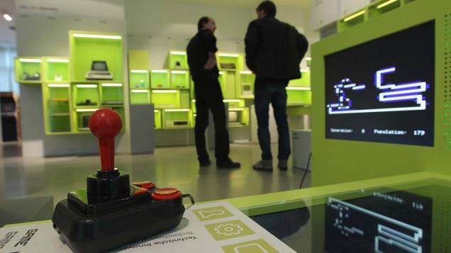 Joystick de videogame no Museu de Jogos de Computador em Berlim