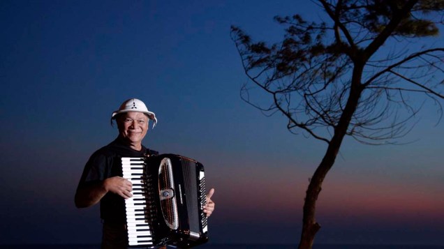 Instrumentista, cantor e compositor brasileiro José Domingos de Morais, conhecido como Dominguinhos