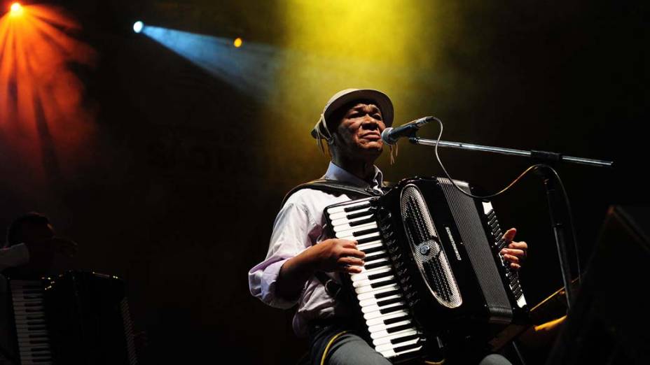 Show de Dominguinhos no encerramento da Virada Cultural do Interior 2012, em São José dos Campos