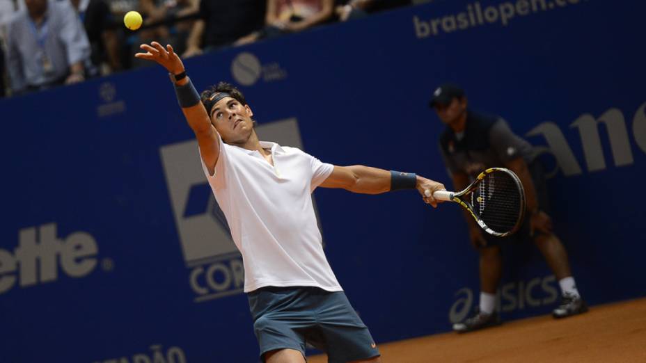 O espanhol Rafael Nadal estreou no Brasil Open, nesta terça-feira (12), na chave de duplas. Ao lado do argentino David Nalbandian, no Ginásio do Ibirapuera, em São Paulo