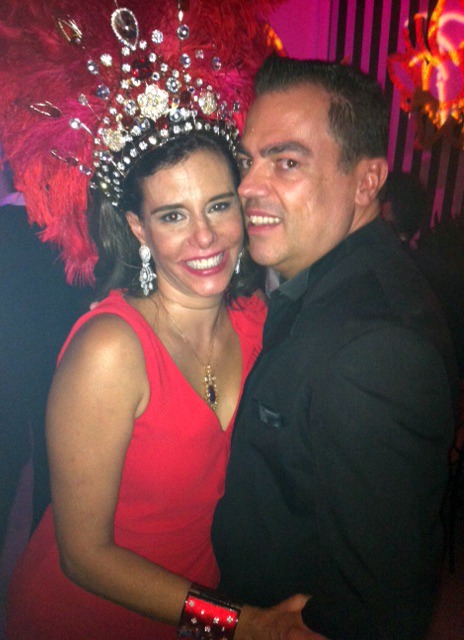 Narcisa Tamborindeguy e Marco Antonio di Biaggi se divertem no Copacabana Palace