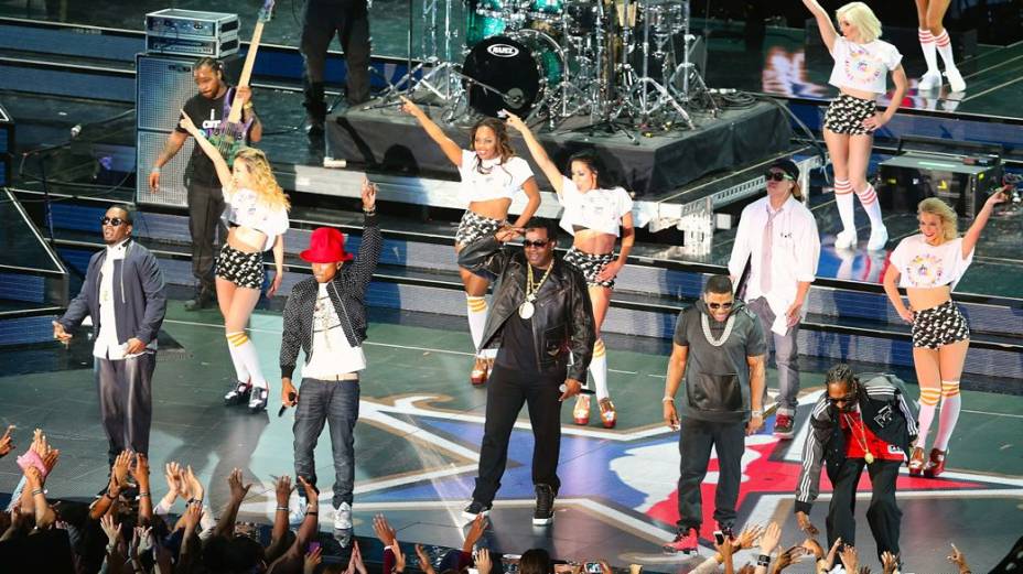O Jogo das Estrelas da NBA, temporada 2014, em Nova Orleans: show com rappers como Pharrell Williams, Snoop Dogg, Nelly e Busta Rhymes