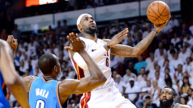 LeBron James comandou o Miami Heat na série decisiva da temporada 2012 e calou seus críticos