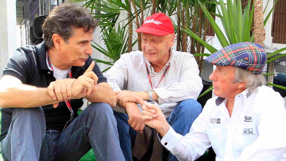 Os ex-pilotos de Fórmula 1, Nelson Piquet, Nicki Lauda e Jack Stewart, acompanham os treinos do GP do Brasil - 26/11/2011