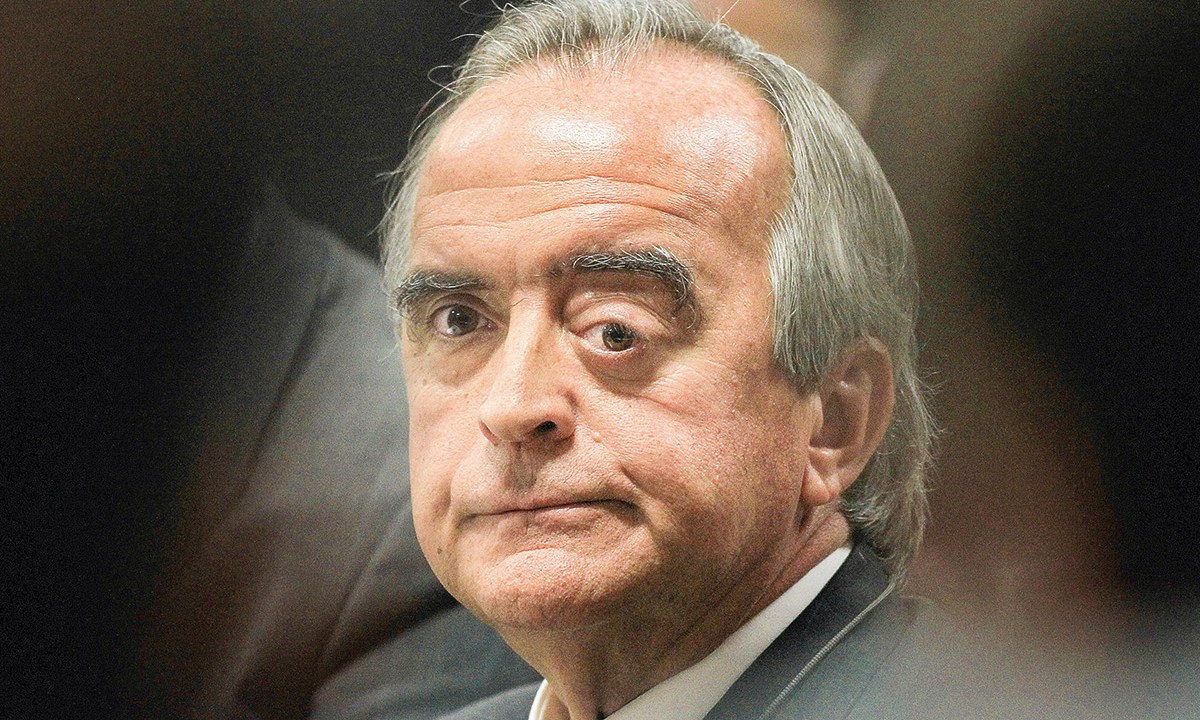 Nestor Cerveró: o ex-presidente da Petrobras José Sérgio Gabrielli o incumbiu pessoalmente de cuidar dos problemas de caixa que o PT enfrentava depois da eleição de Lula para o segundo mandato