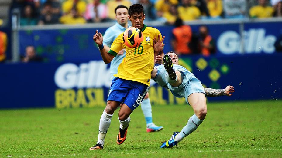 Neymar durante jogo do Brasil contra França, na Arena do Grêmio, em Porto Alegre
