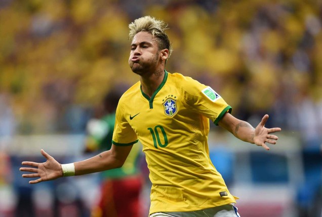 ESSE É CRAQUE - Neymar carrega o time nas costas