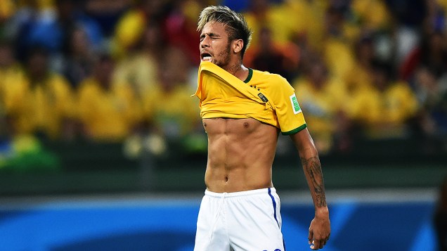 Neymar durante jogo contra a Colômbia no Castelão, em Fortaleza