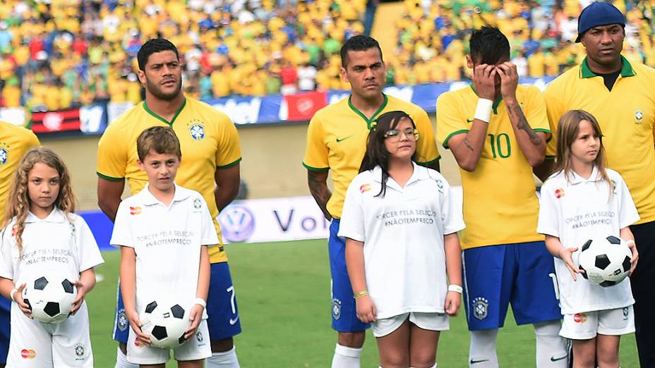 A seleção brasileira venceu o Panamá no Serra Dourada, em Goiânia