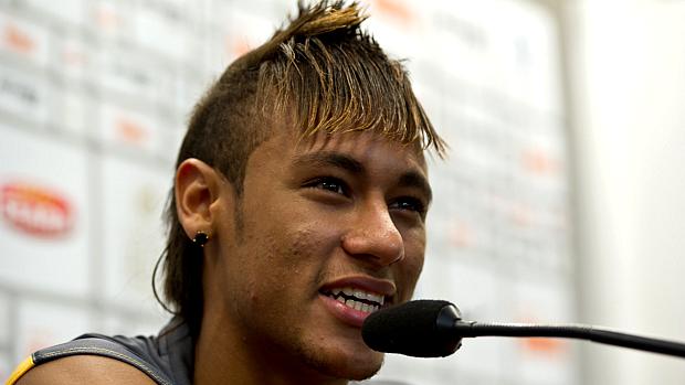 Neymar: "Quero ficar até 2014, esse é meu pensamento. Não mudou em nada"