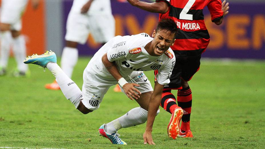 Neymar em sua despedida do Santos, na primeira rodada do Campeonato Brasileiro de 2013, contra o Flamengo, no Estádio Nacional de Brasília