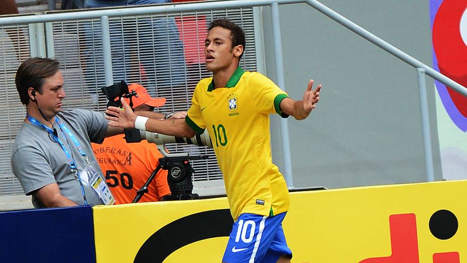 Neymar durante o amistoso entre Brasil e Austrália no estádio Mané Garrincha em Brasília