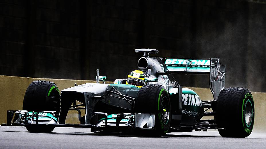 Nico Rosberg durante o treino classificatório no circuito de Interlagos, em São Paulo