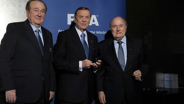 O paraguaio Nicolas Leoz, o brasileiro Marin e o suíço Blatter: no primeiro encontro