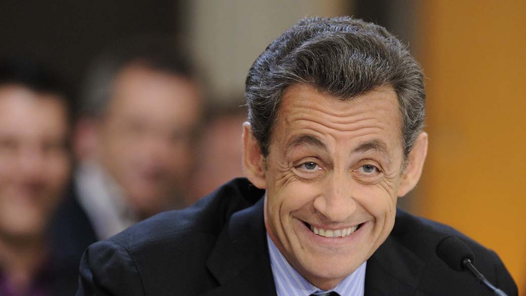 O presidente francês Nicolas Sarkozy durante reunião em Versalhes, a oeste de Paris