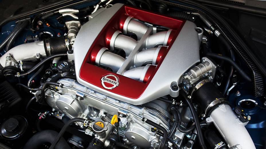 Nissan GT-R 2013: motor V6 biturbo capaz de entregar 530 cavalos