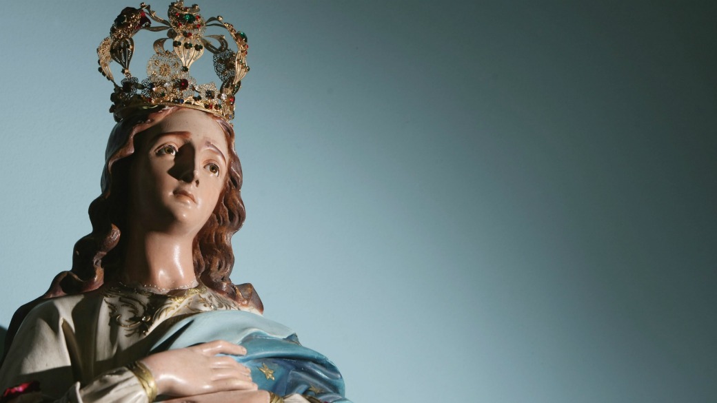 A imagem de Nossa Senhora da Conceição: lágrimas na missa de sábado à noite