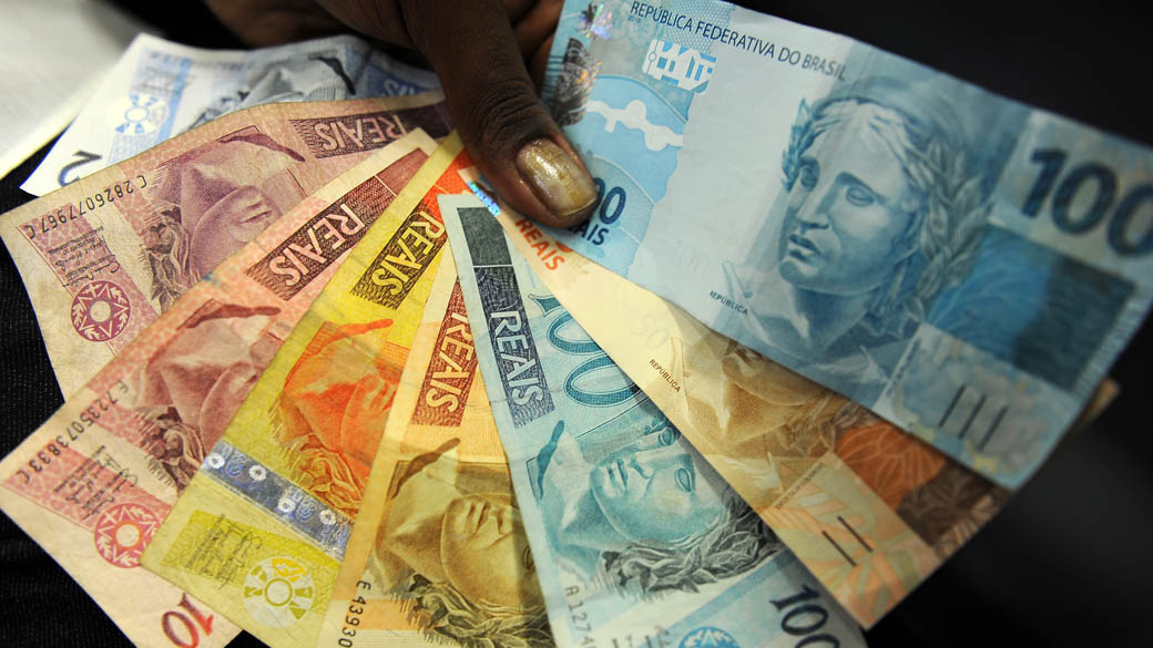Mais de um terço dos beneficiados com 13º salário é de aposentados ou pensionistas da Previdência Social