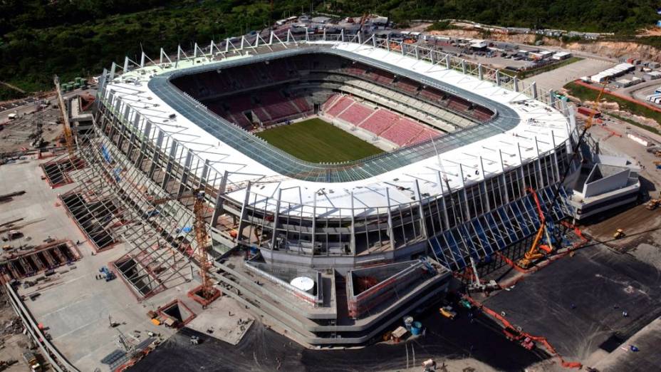 A Arena Pernambuco pouco antes da inauguração