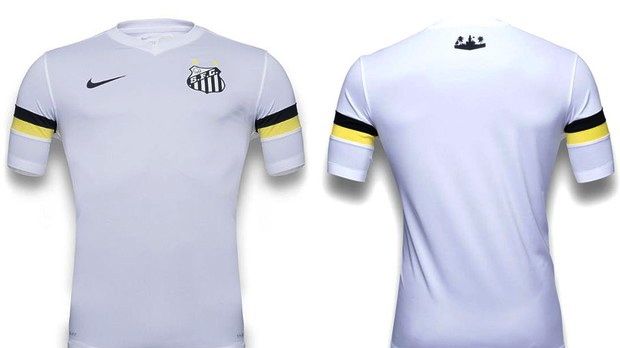 Nova camisa do Santos, fabricada pela Nike
