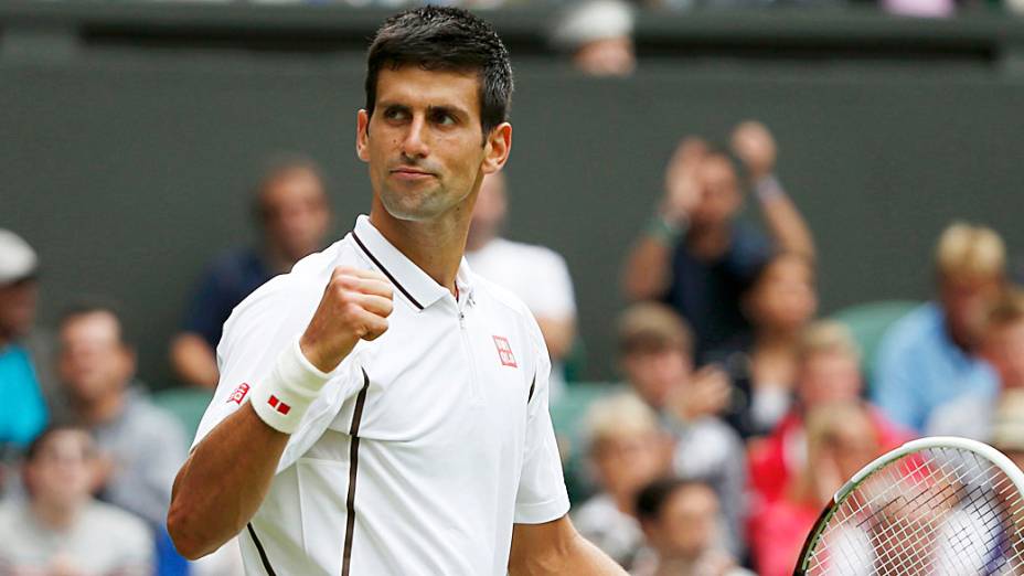 Novak Djokovic passou sem problemas pelo americano Bobby Reynolds em Wimbledon