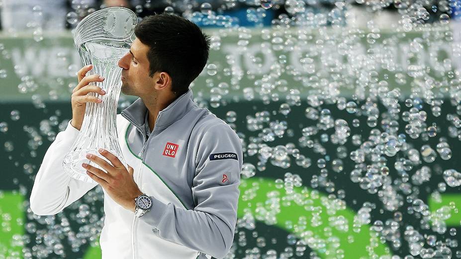 Novak Djokovic não deu chance a Rafael Nadal na final em Miami