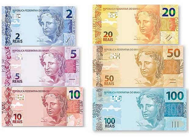 Várias notas de dinheiro do brasil, notas reais em textura e superfície