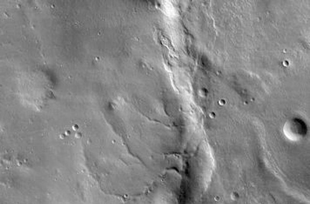 Primeira imagem feita pela sonda em Marte, na chegada ao planeta.