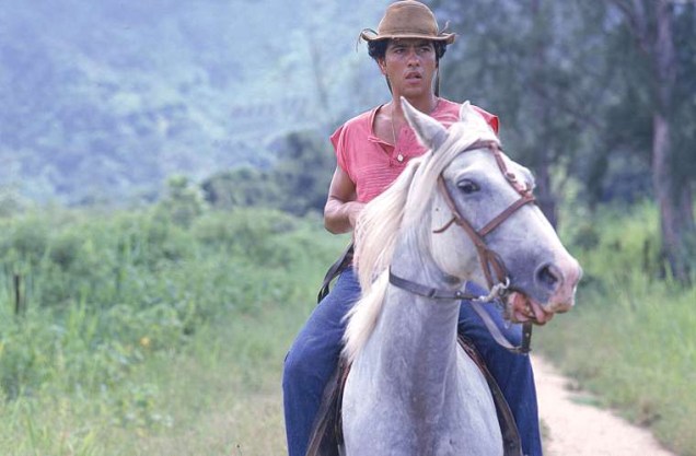 Em Renascer, de 1993, da Rede Globo, o fazendeiro Zé Inocêncio (Antônio Fagundes) tinha uma relação de ódio com o filho João Pedro (Marcos Palmeira, na foto acima).