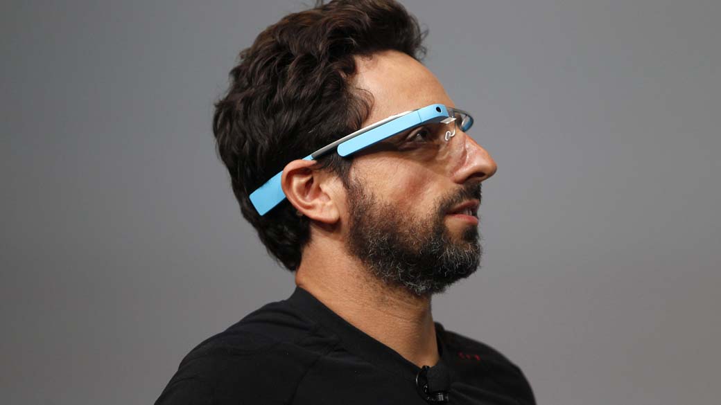 CEO do Google, Sergey Brin, com Google Glass