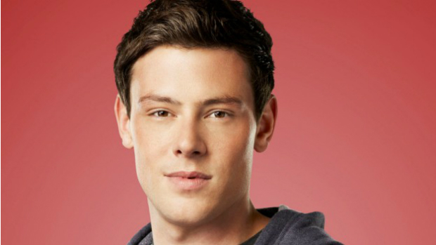 O ator Cory Monteith da série Glee