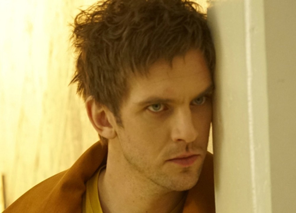 O ator Dan Stevens na pele do personagem David Haller na série 'Legion', derivada de 'X-Men'