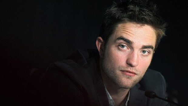O ator Robert Pattinson em Cannes