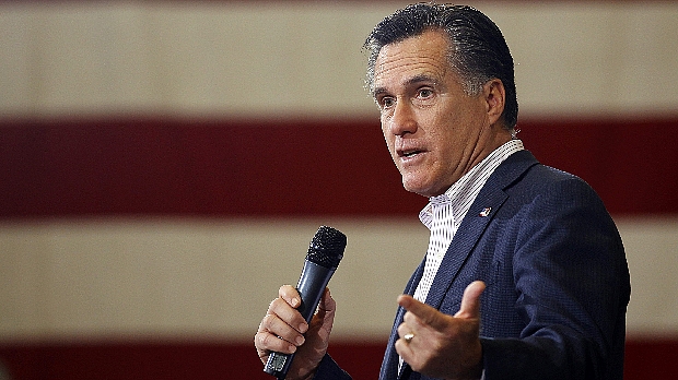 O candidato Mitt Romney durante a campanha em Ohio