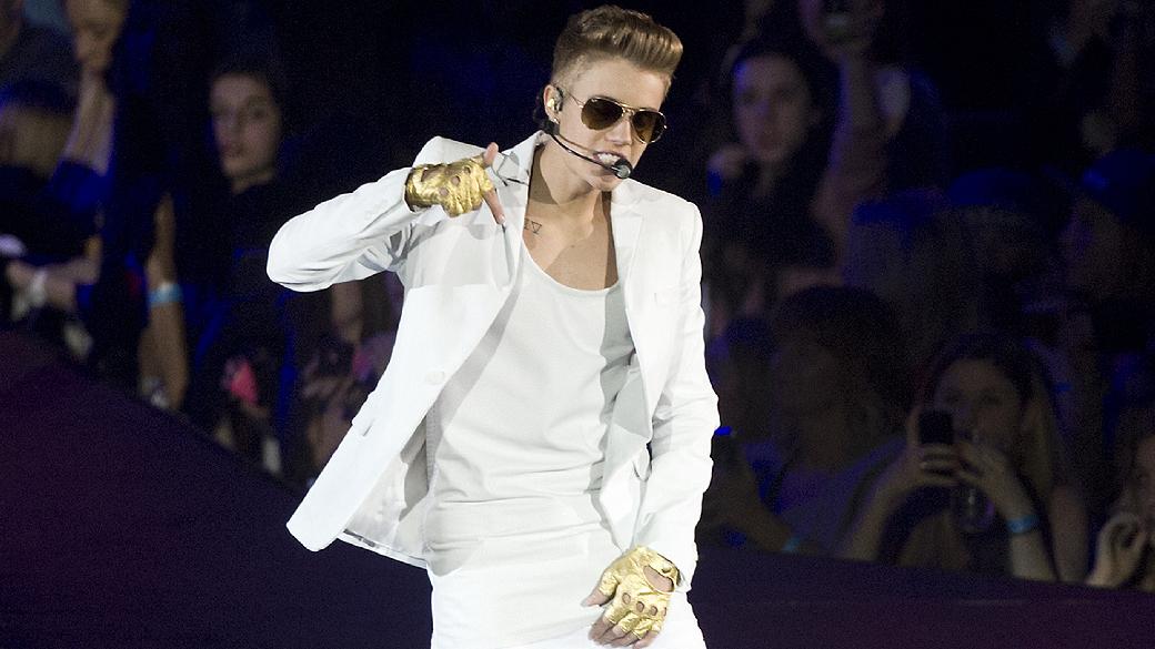 O cantor Justin Bieber durante show em Londres em 4 de março