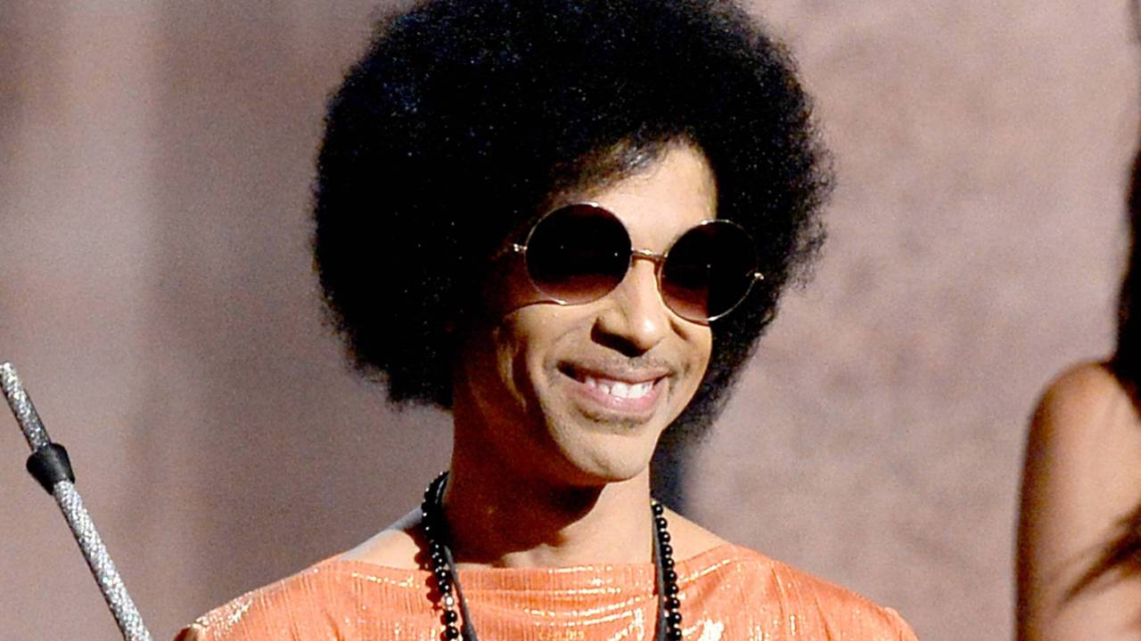 Cantor Prince tem clipes no YouTube