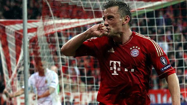 O croata Ivica Olic fez os dois gols do Bayern de Munique