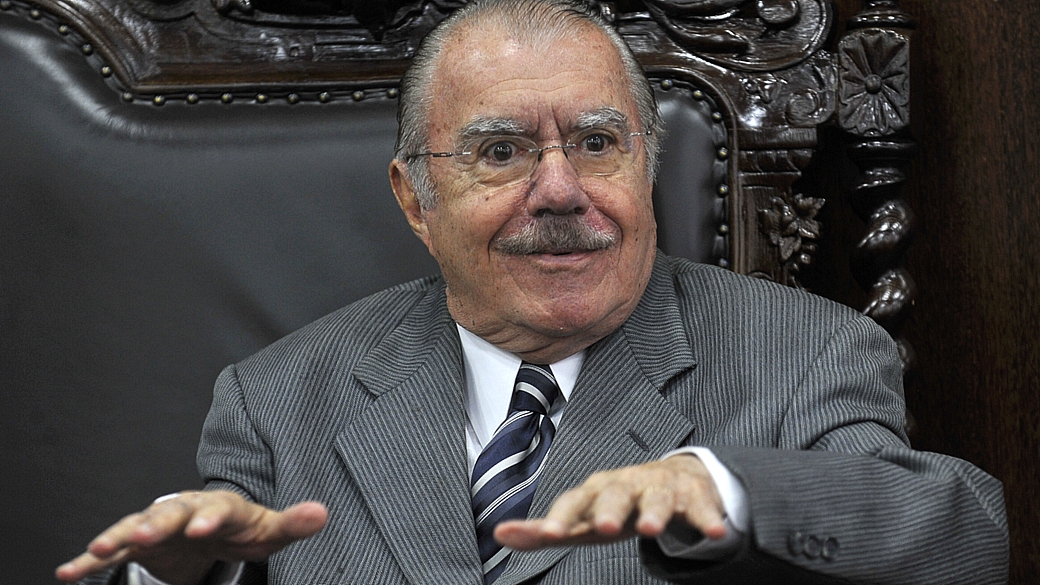 O presidente do Congresso Nacional, José Sarney