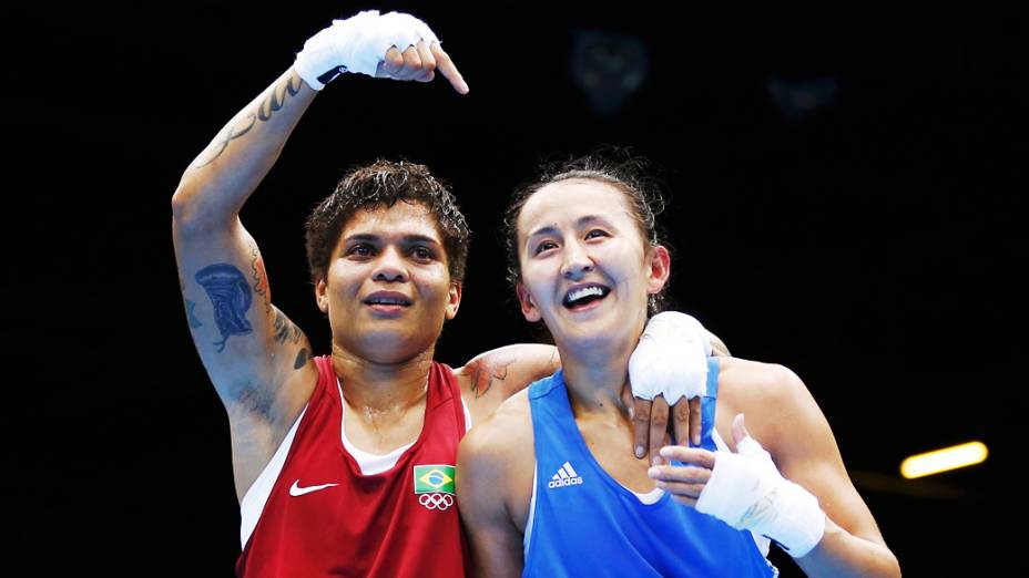 Pugilista brasileira, Adriana Araújo vence em sua estreia nos Jogos Olímpicos a atleta do Cazaquistão Saida Khassenova em 05/08/2012