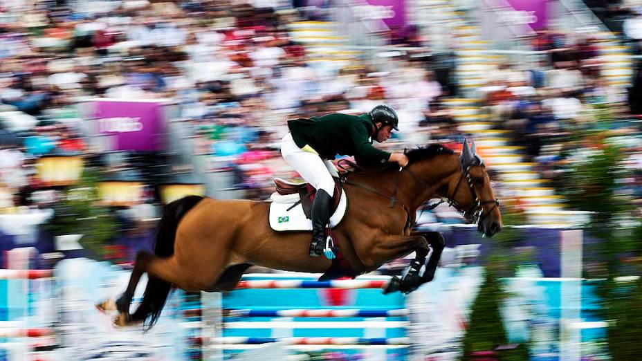 O brasileiro José Roberto Reynoso Filho durante qualificação de salto no hipismo nas Olimpíadas de Londres, em 05/08/2012