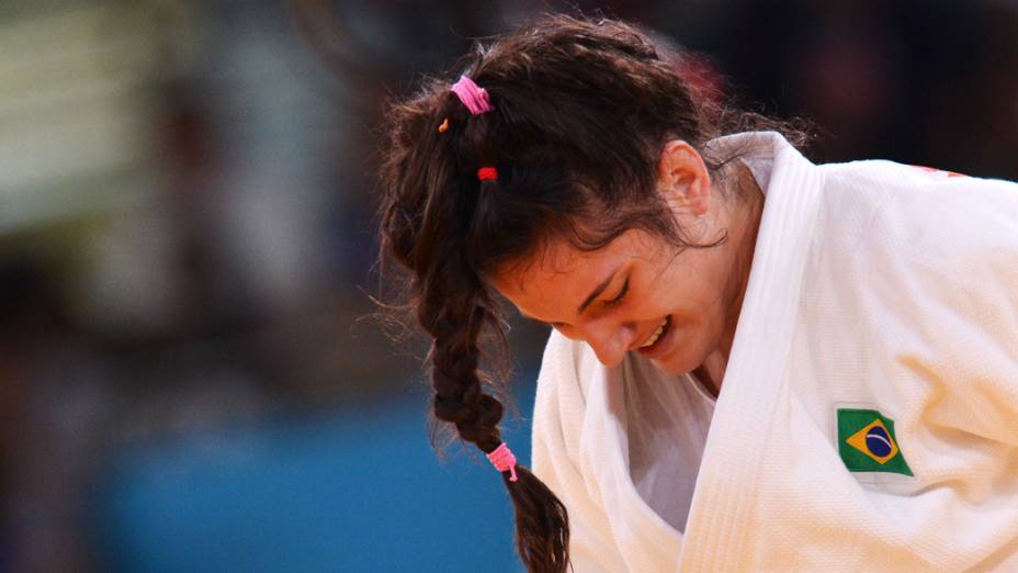 Judoca brasileira Mayra Aguiar após a luta com a americana Kayla Harrison nos Jogos Olímpicos de Londres em 02/08/2012