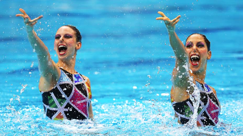 Nayara Figueira e Lara Teixeira do Brasil, competem no nado sincronizado nos Jogos Olímpicos de Londres em 05/08/2012