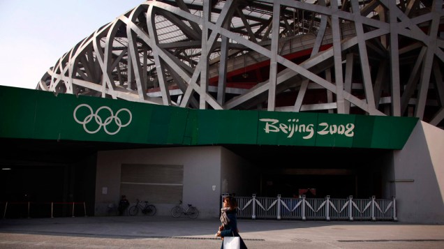 O estádio Ninho de Pássaro é uma das poucas estruturas erguidas para os Jogos de Pequim-2008