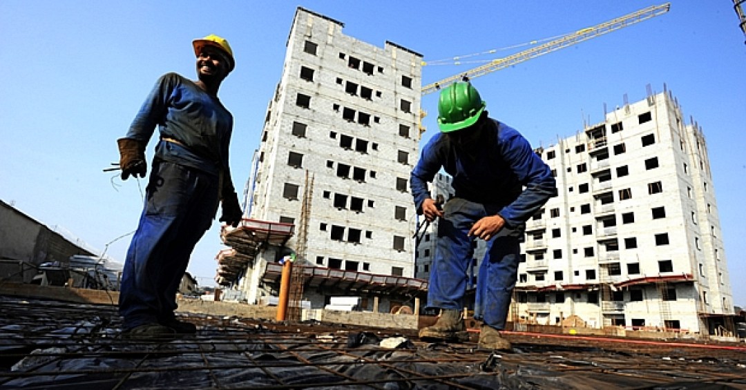 Construção civil deve expandir após gerar 430 mil empregos, diz estudo