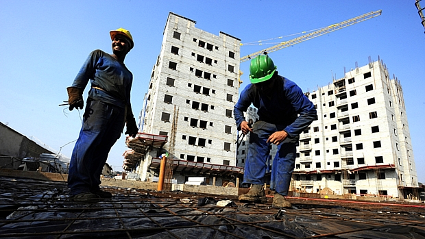 Ao final de dezembro, a construção civil brasileira registrava mais de 3 milhões de trabalhadores contratados