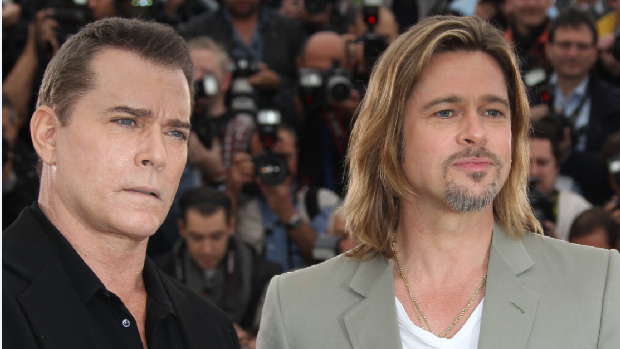 Brad Pitt leva filhos a estreia de filme assinado por Jolie