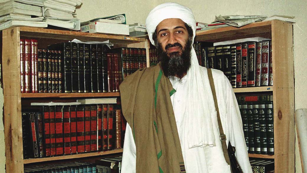 m-e-de-osama-bin-laden-diz-que-filho-foi-tima-crian-a-veja