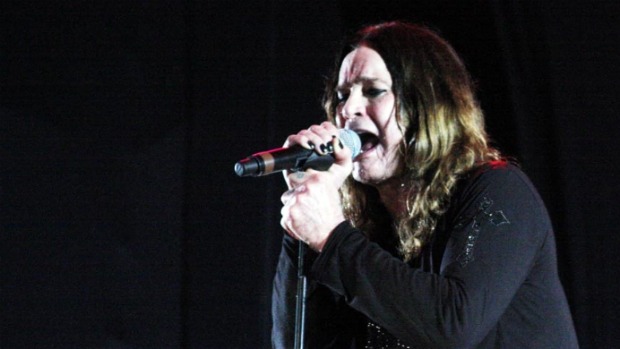 Ozzy canta em São Paulo para os fiéis fãs do metal